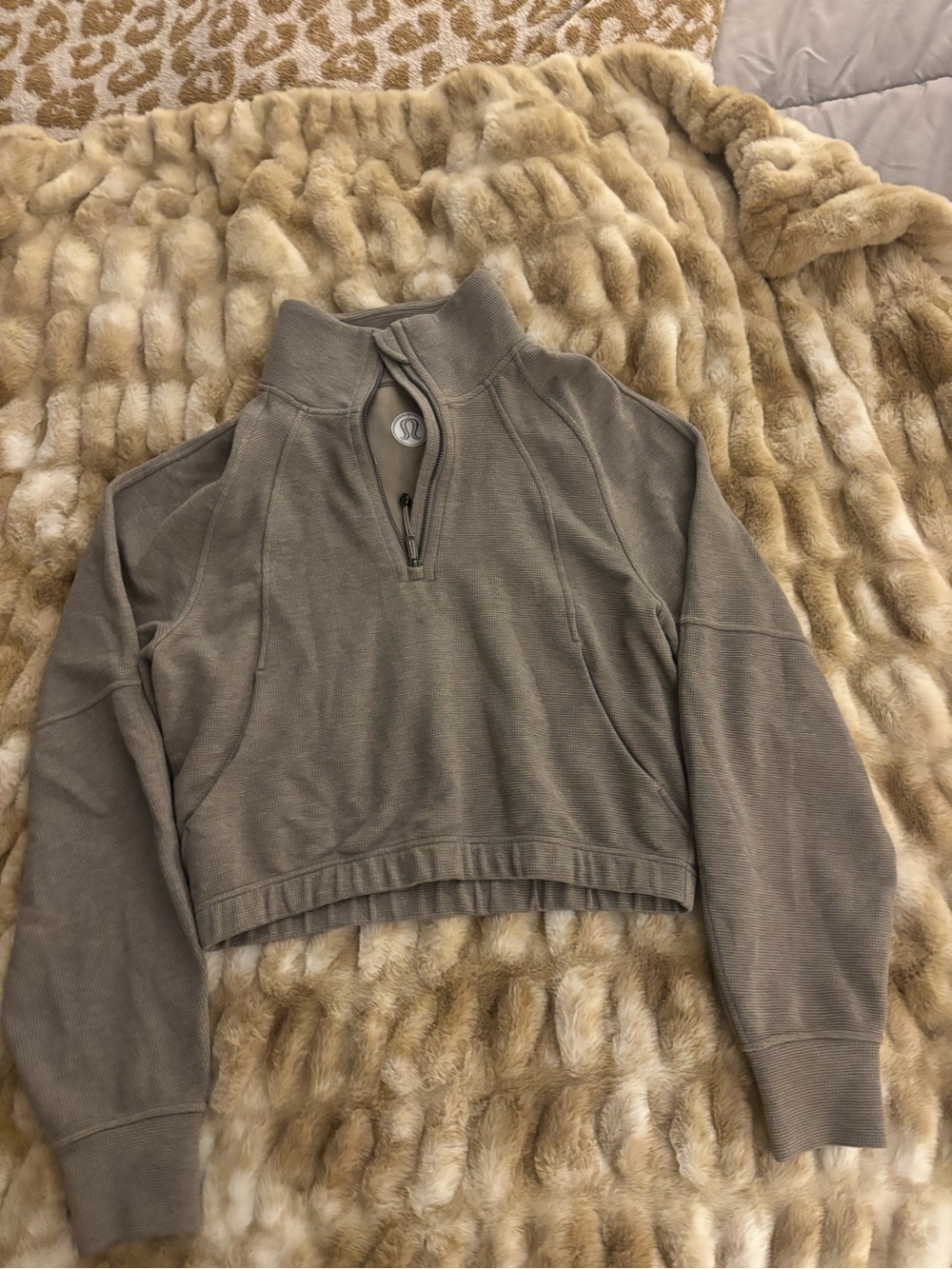 lululemon athletica Women's Taupe Waffle Quarter-Zip Cropped Pullover